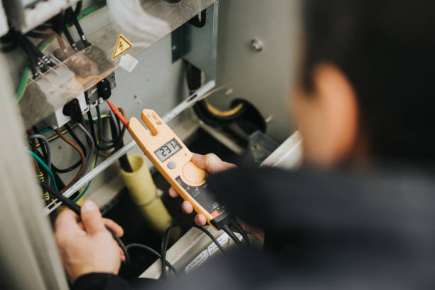 Best Circuit Breaker Repair  in Howland Center, OH